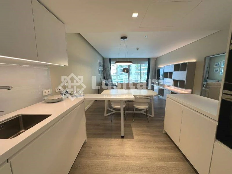 Apartamento T2 para Venda em Quarteira Foto 10