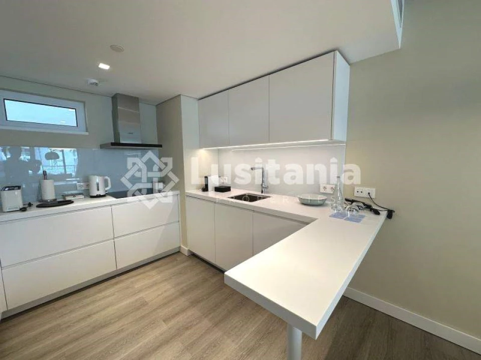 Apartamento T2 para Venda em Quarteira Foto 9