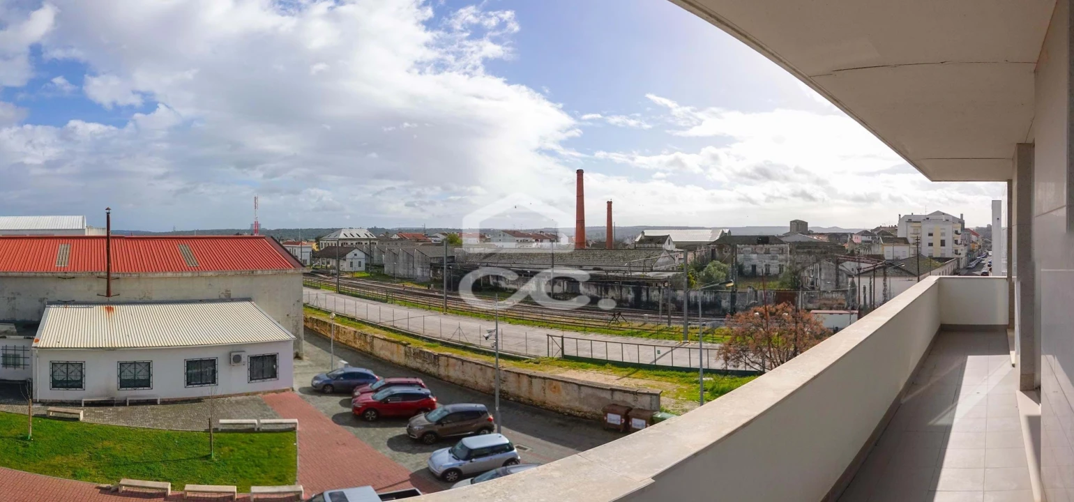 Escritório para Arrendamento em Abrantes (São Vicente e São João) e Alferrarede Foto 11