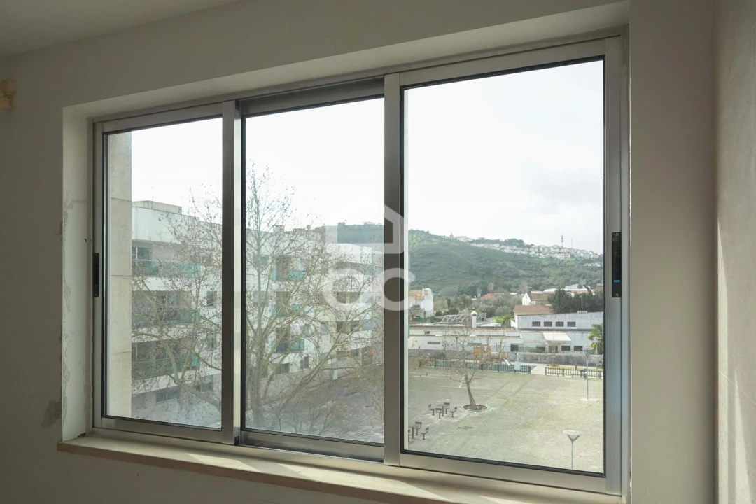 Escritório para Arrendamento em Abrantes (São Vicente e São João) e Alferrarede Foto 12