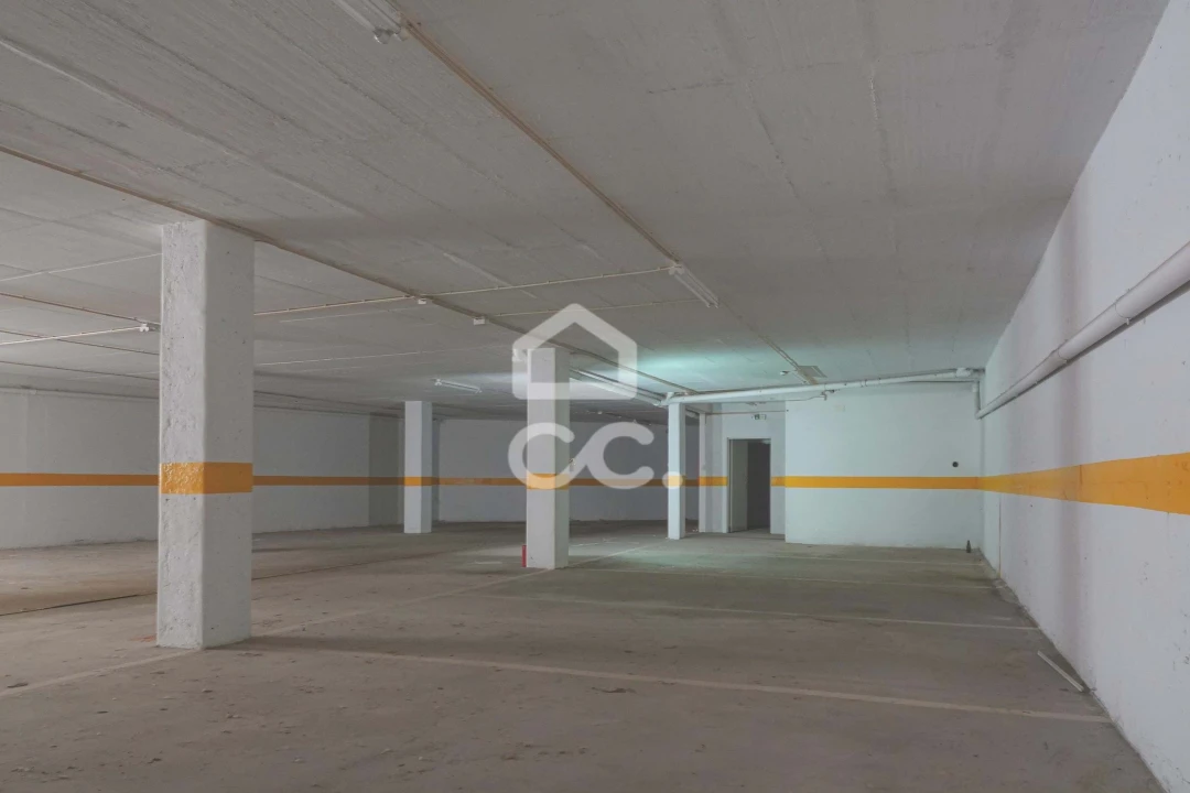 Escritório para Arrendamento em Abrantes (São Vicente e São João) e Alferrarede Foto 14