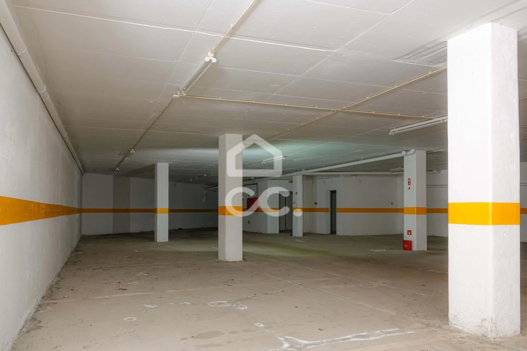 Escritório para Arrendamento em Abrantes (São Vicente e São João) e Alferrarede Foto 13