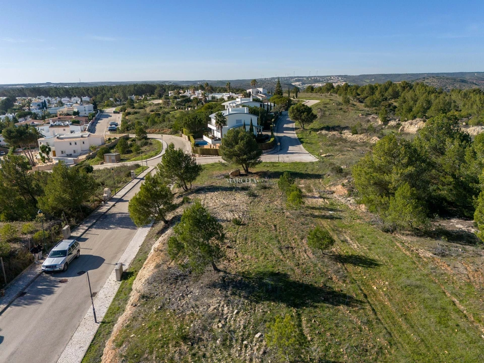 Terreno para Venda em Budens Foto 4