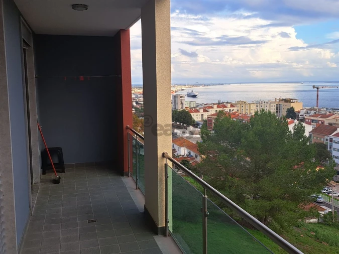 Apartamento T3 para Venda em União das Freguesias de Setúbal Foto 36