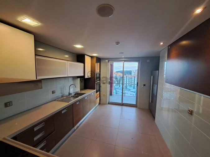 Apartamento T3 para Venda em União das Freguesias de Setúbal Foto 31