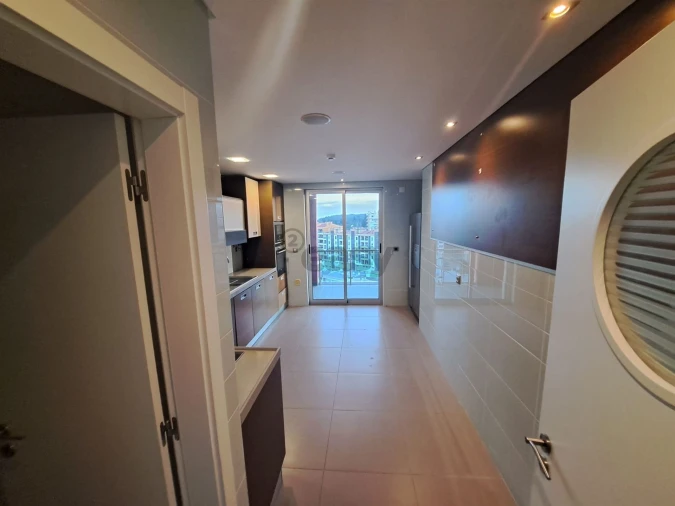 Apartamento T3 para Venda em União das Freguesias de Setúbal Foto 8