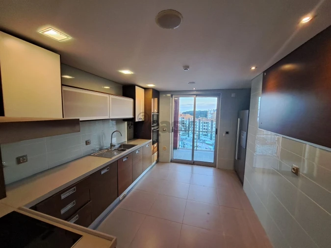 Apartamento T3 para Venda em União das Freguesias de Setúbal Foto 14