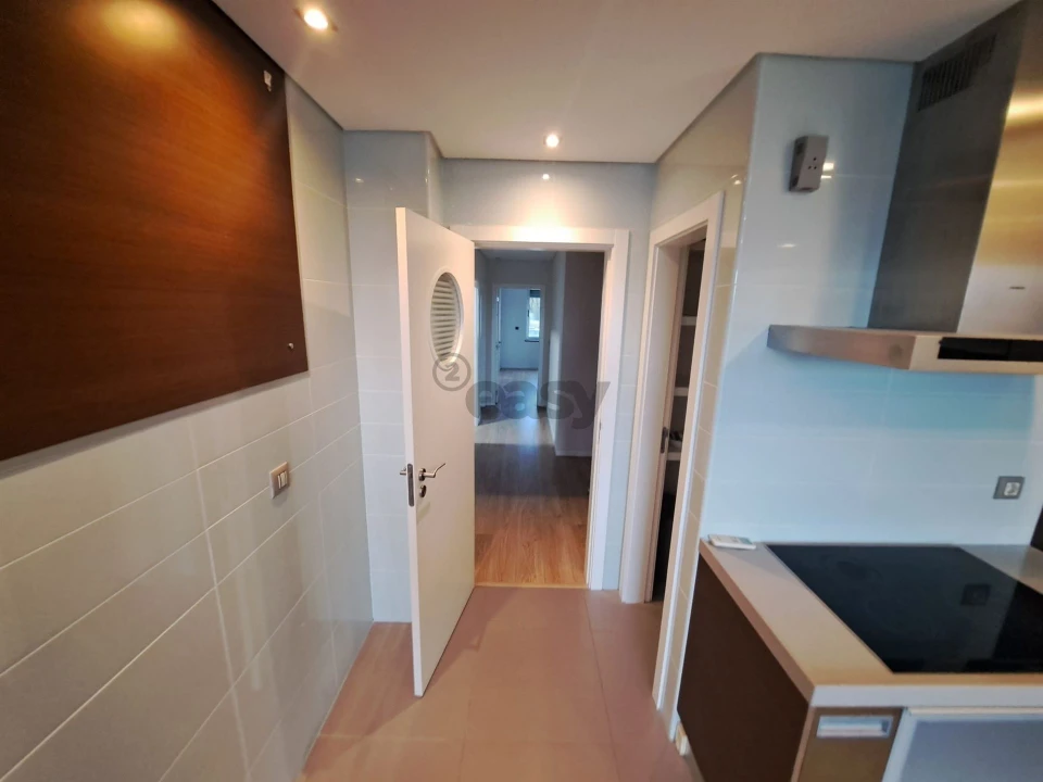 Apartamento T3 para Venda em União das Freguesias de Setúbal Foto 5