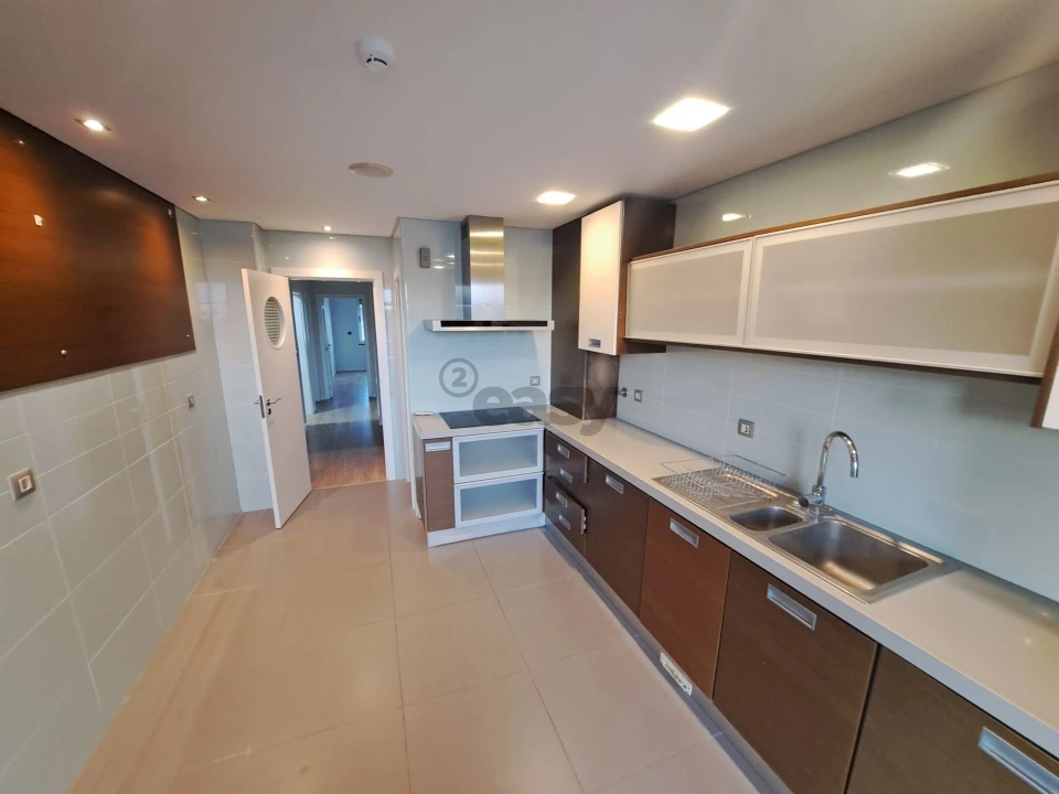 Apartamento T3 para Venda em União das Freguesias de Setúbal Foto 4