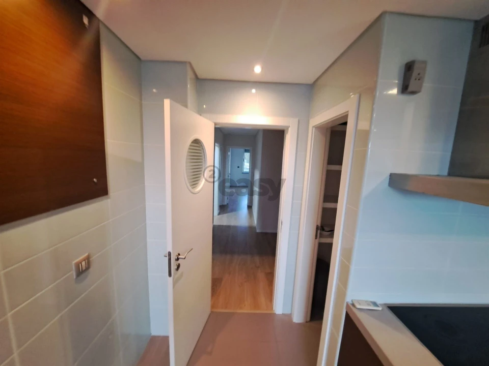 Apartamento T3 para Venda em União das Freguesias de Setúbal Foto 12