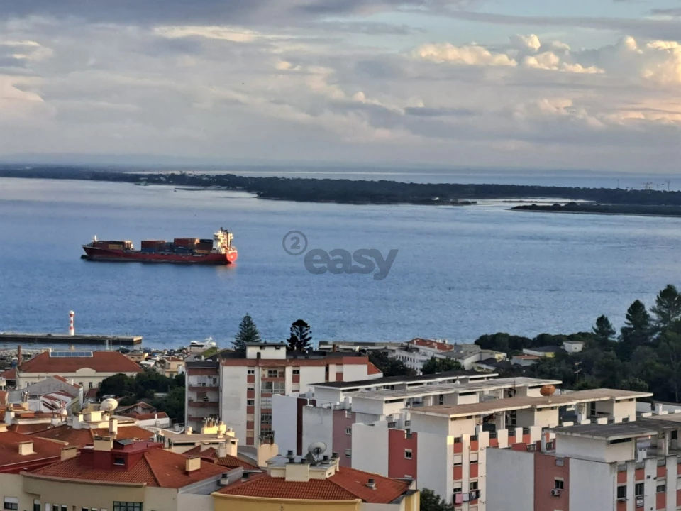 Apartamento T3 para Venda em União das Freguesias de Setúbal Foto 25