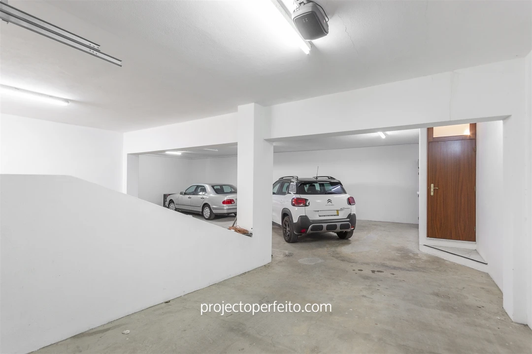 Moradia T6 para Venda em Silvalde Foto 15