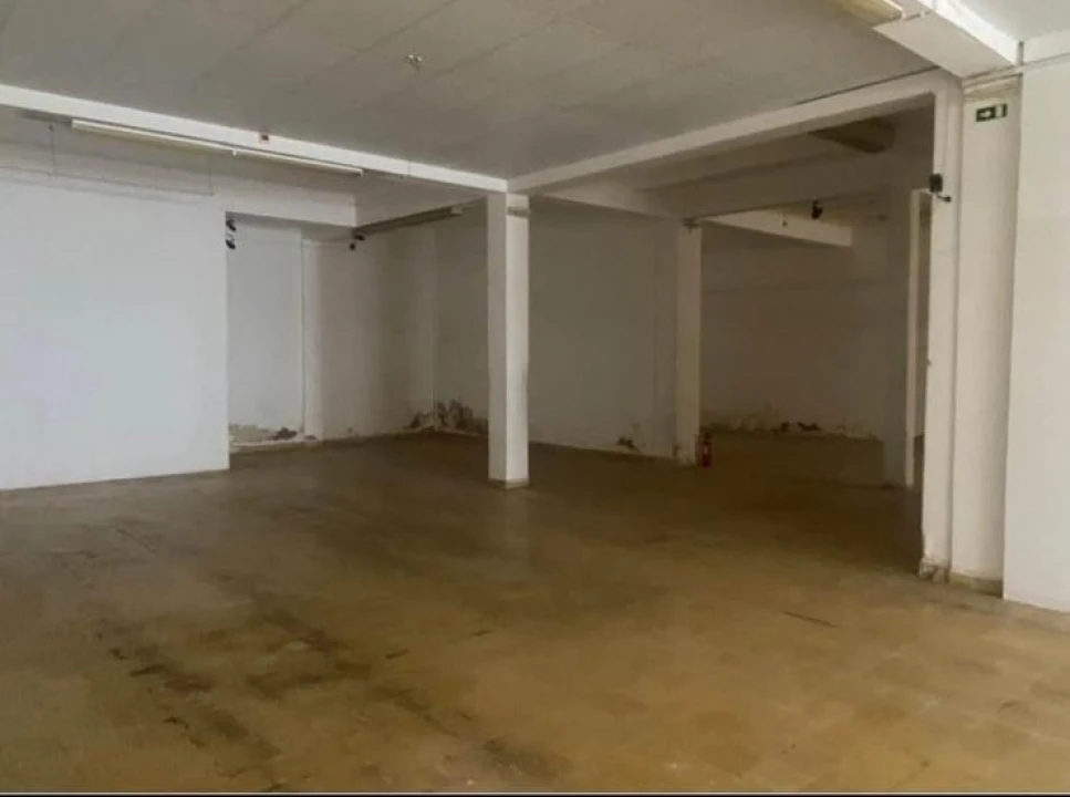 Armazém para Venda em Olhão Foto 2