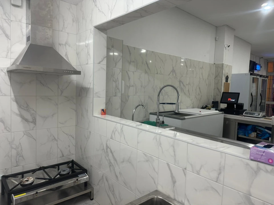 Loja para Venda em Olhão Foto 20