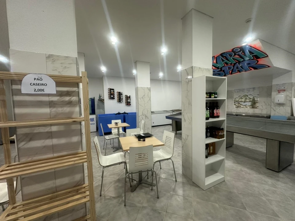 Loja para Venda em Olhão Foto 5