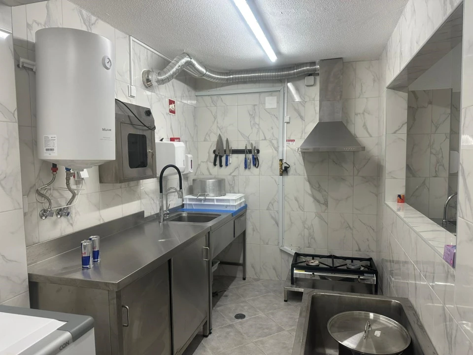 Loja para Venda em Olhão Foto 19