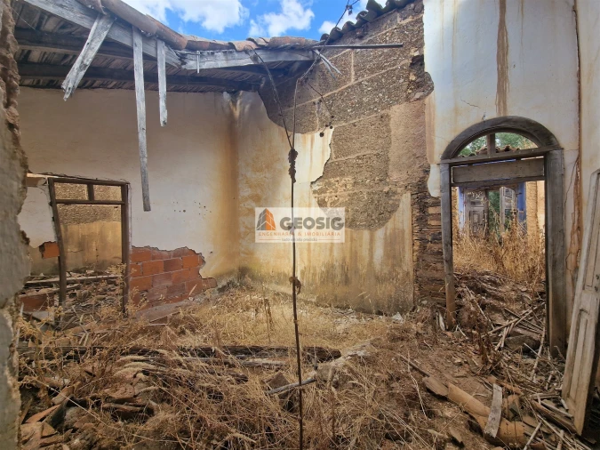 Moradia T2 para Venda em São Barnabe Foto 5