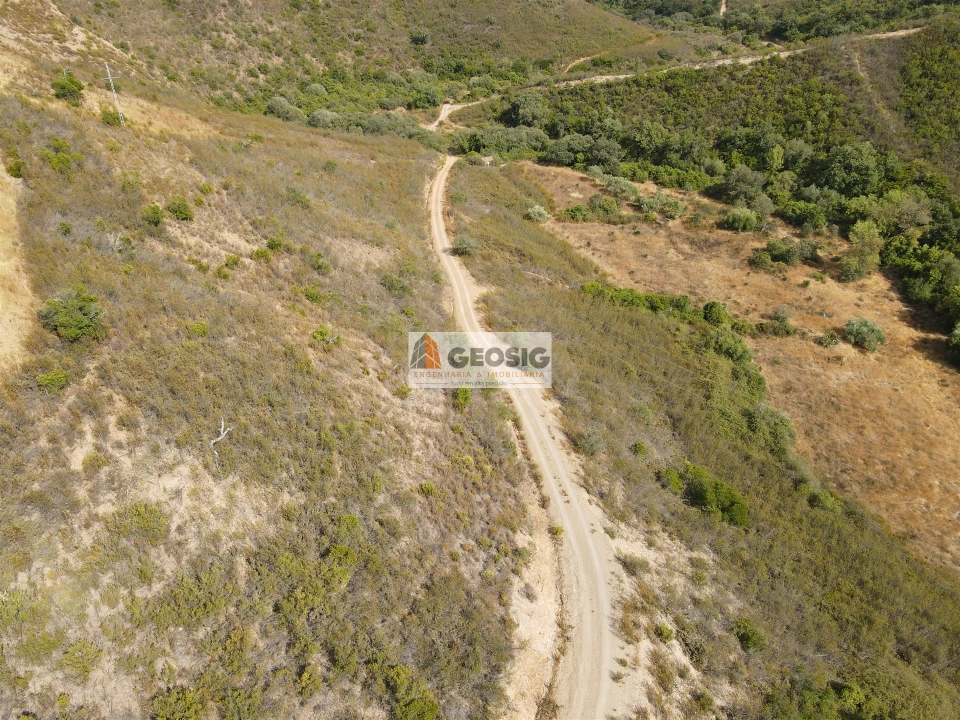 Moradia T2 para Venda em São Barnabe Foto 7