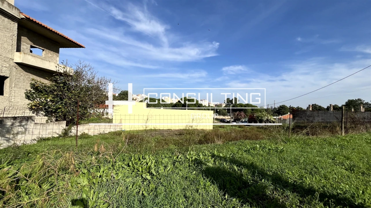 Terreno para Venda em Seixal, Arrentela e Aldeia de Paio Pires Foto 10