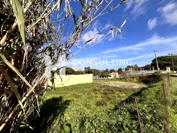 Terreno para Venda em Seixal, Arrentela e Aldeia de Paio Pires