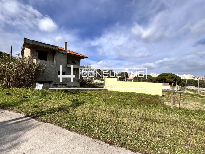 Terreno para Venda em Seixal, Arrentela e Aldeia de Paio Pires Foto 8