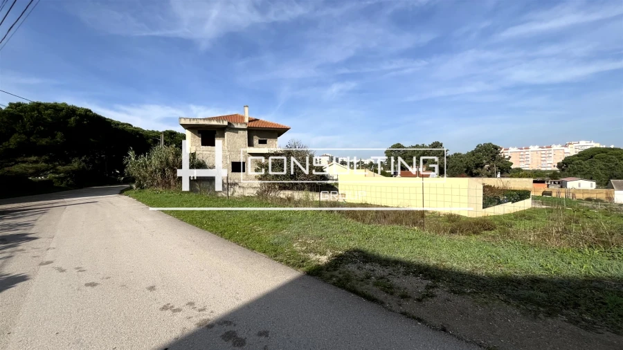 Terreno para Venda em Seixal, Arrentela e Aldeia de Paio Pires Foto 13