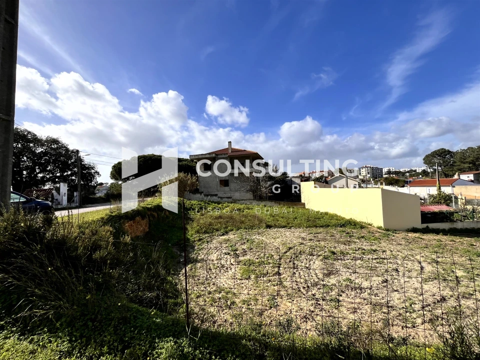 Terreno para Venda em Seixal, Arrentela e Aldeia de Paio Pires Foto 1