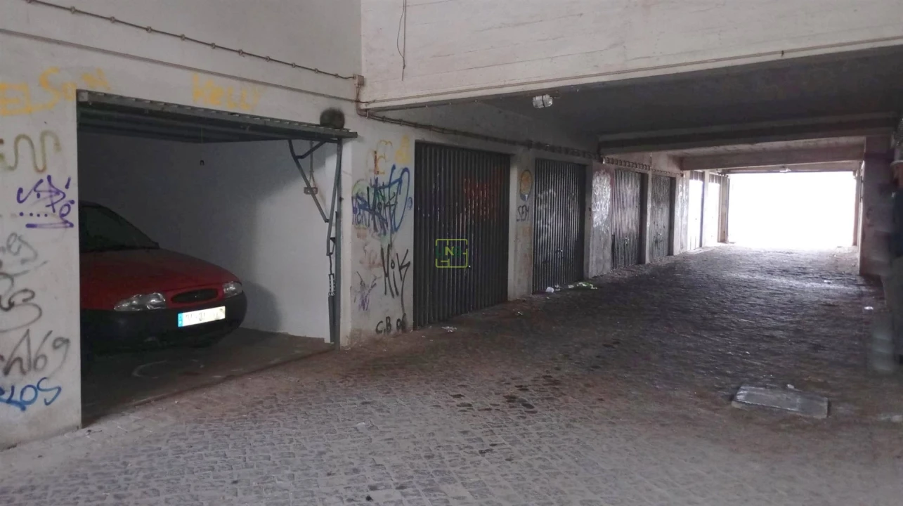 Garagem para Venda em Castelo Branco Foto 1