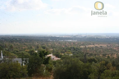 Terreno para Venda em Santa Barbara de Nexe