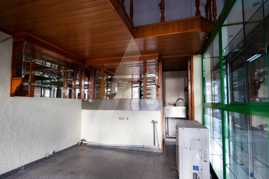 Loja para Arrendamento em Glória e Vera Cruz Foto 5