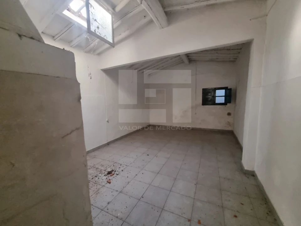 Apartamento T1 para Venda em Borba (Matriz) Foto 9