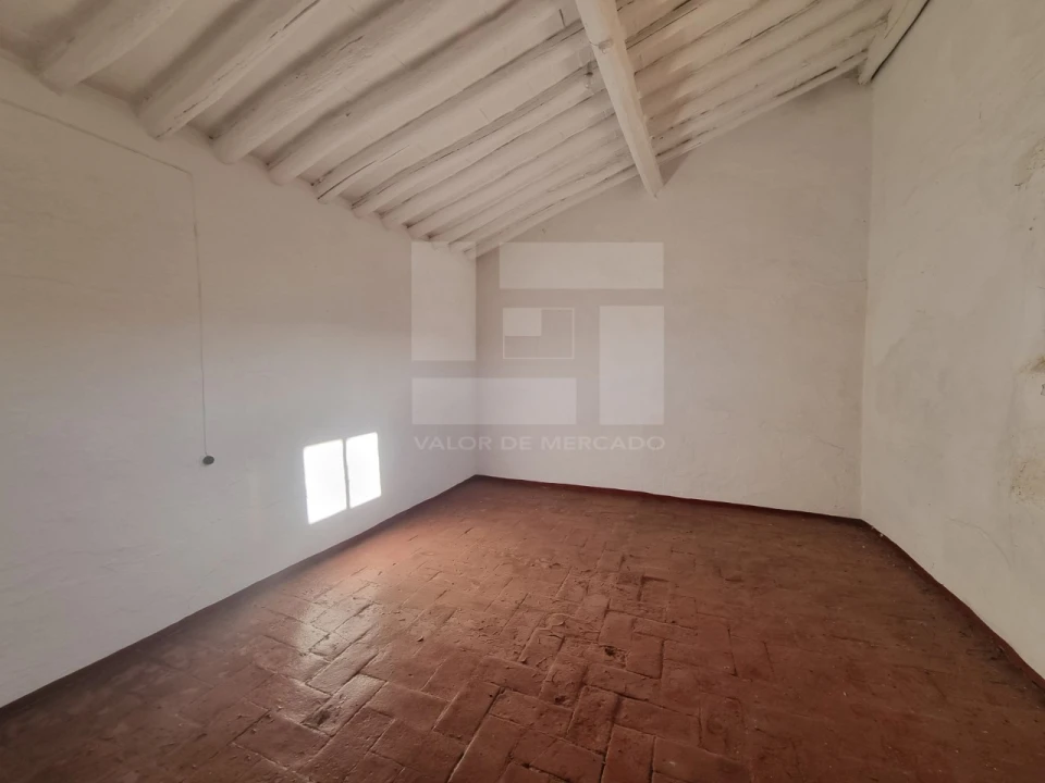 Apartamento T1 para Venda em Borba (Matriz) Foto 12