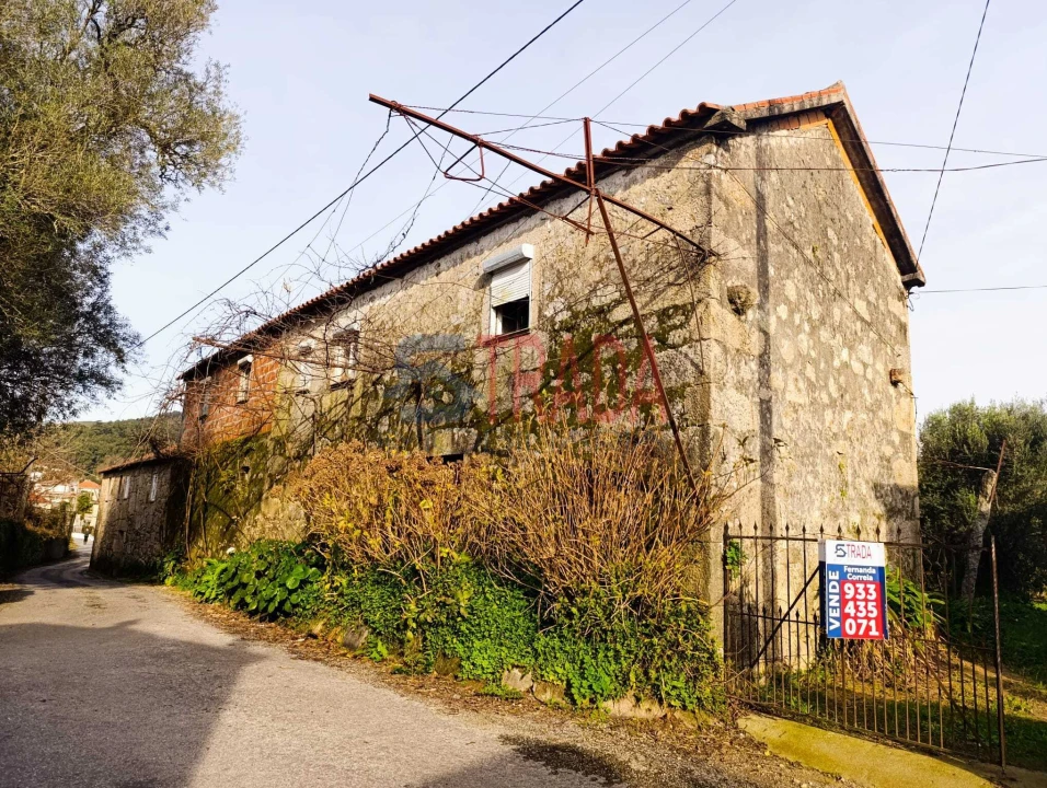 Moradia T3 para Venda em Ribeira do Neiva Foto 1