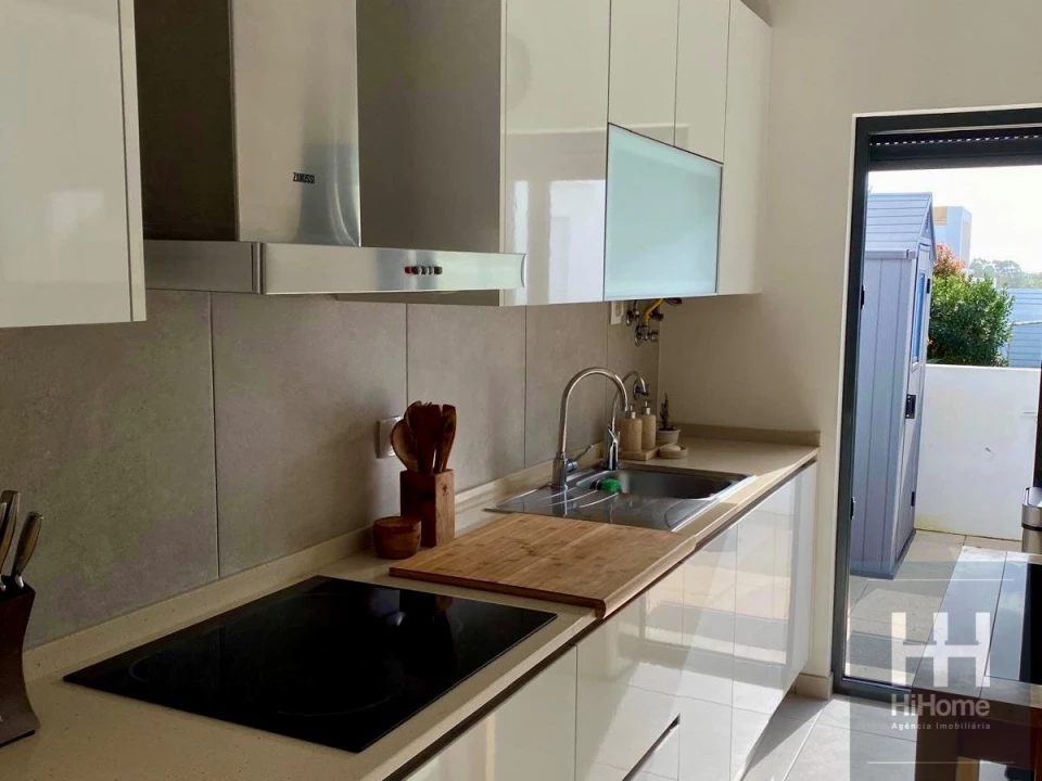 Moradia T3 para Venda em Porto Covo Foto 4