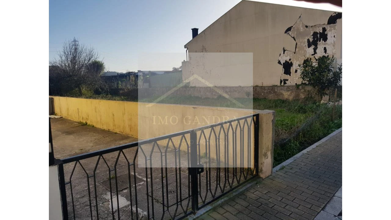 Terreno para Venda em Ermesinde Foto 5