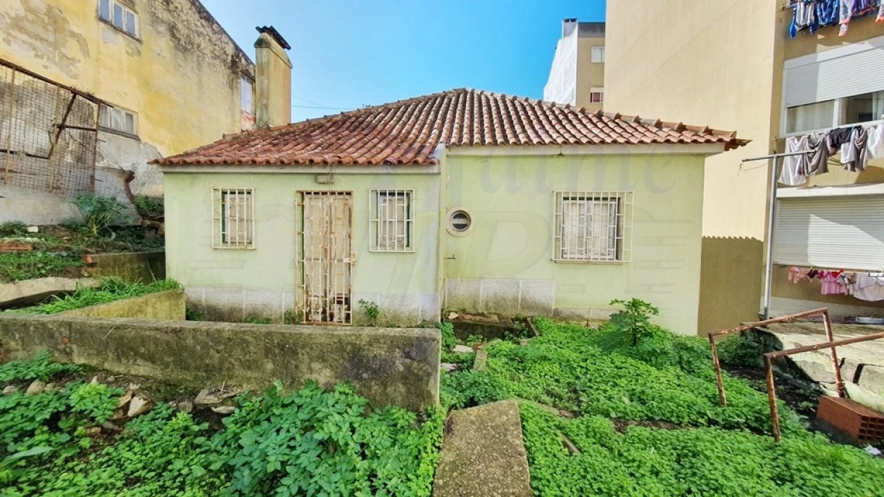 Moradia T3 para Venda em Agualva e Mira-Sintra Foto 14