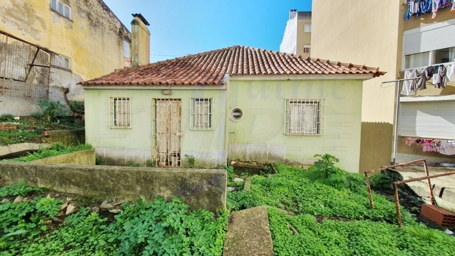 Moradia T3 para Venda em Agualva e Mira-Sintra Foto 14