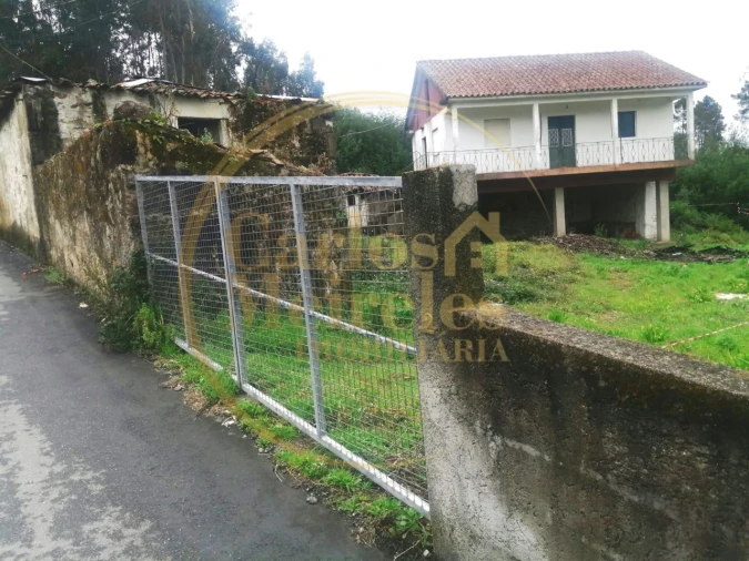 Moradia T3 para Venda em Sabariz Foto 11