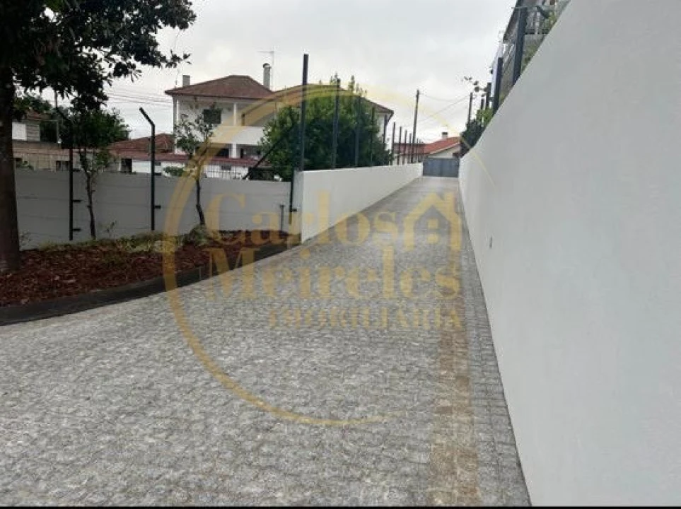 Moradia T5 para Venda em Fafe Foto 6