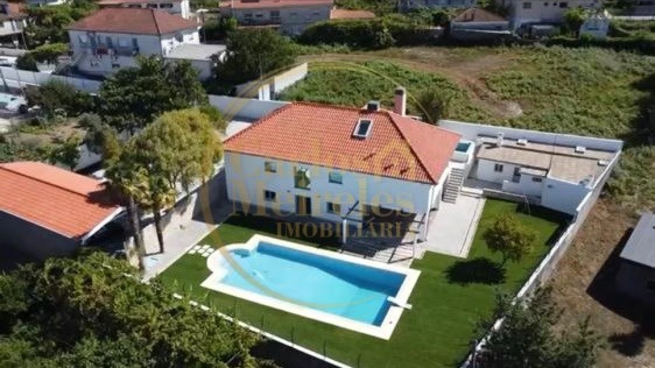 Moradia T5 para Venda em Fafe Foto 1