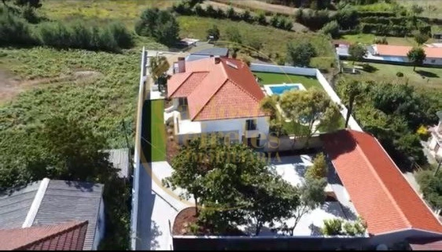 Moradia T5 para Venda em Fafe Foto 20