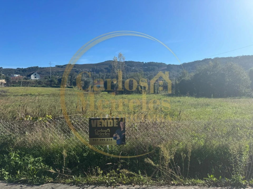 Terreno para Venda em Ribeira do Neiva Foto 1