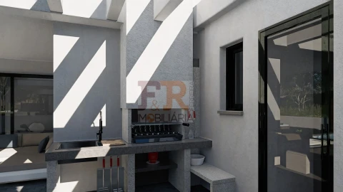 Moradia T4 para Venda em Fernao Ferro