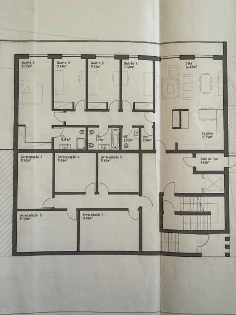 Terreno P/ Prédio para Venda em Ramada e Caneças