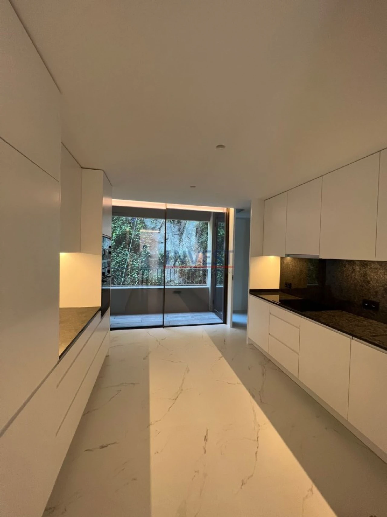 Apartamento T4 para Venda em Lordelo do Ouro e Massarelos Foto 6