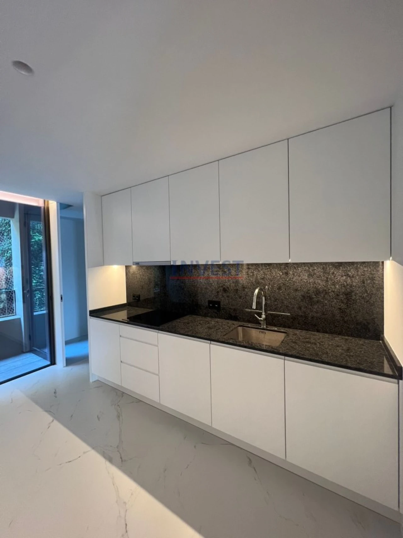 Apartamento T4 para Venda em Lordelo do Ouro e Massarelos Foto 7