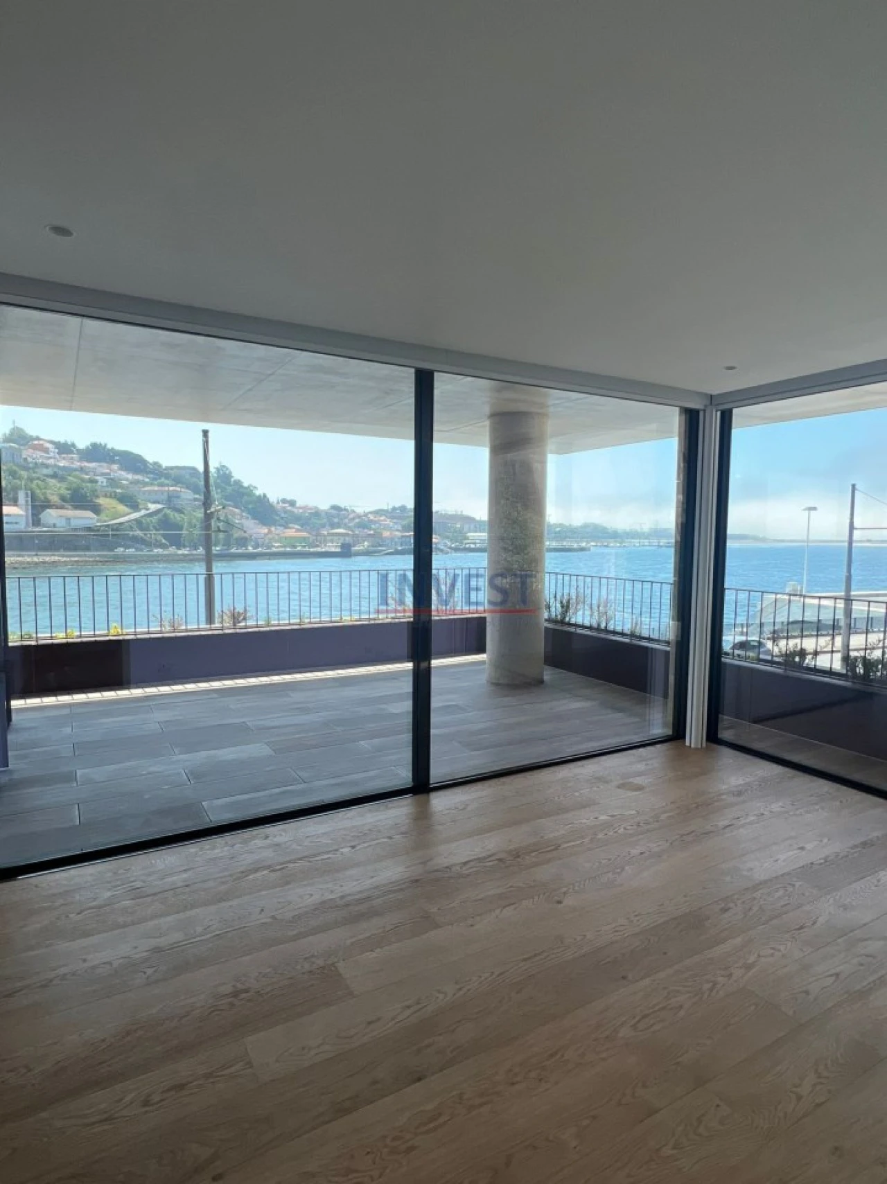 Apartamento T4 para Venda em Lordelo do Ouro e Massarelos Foto 12