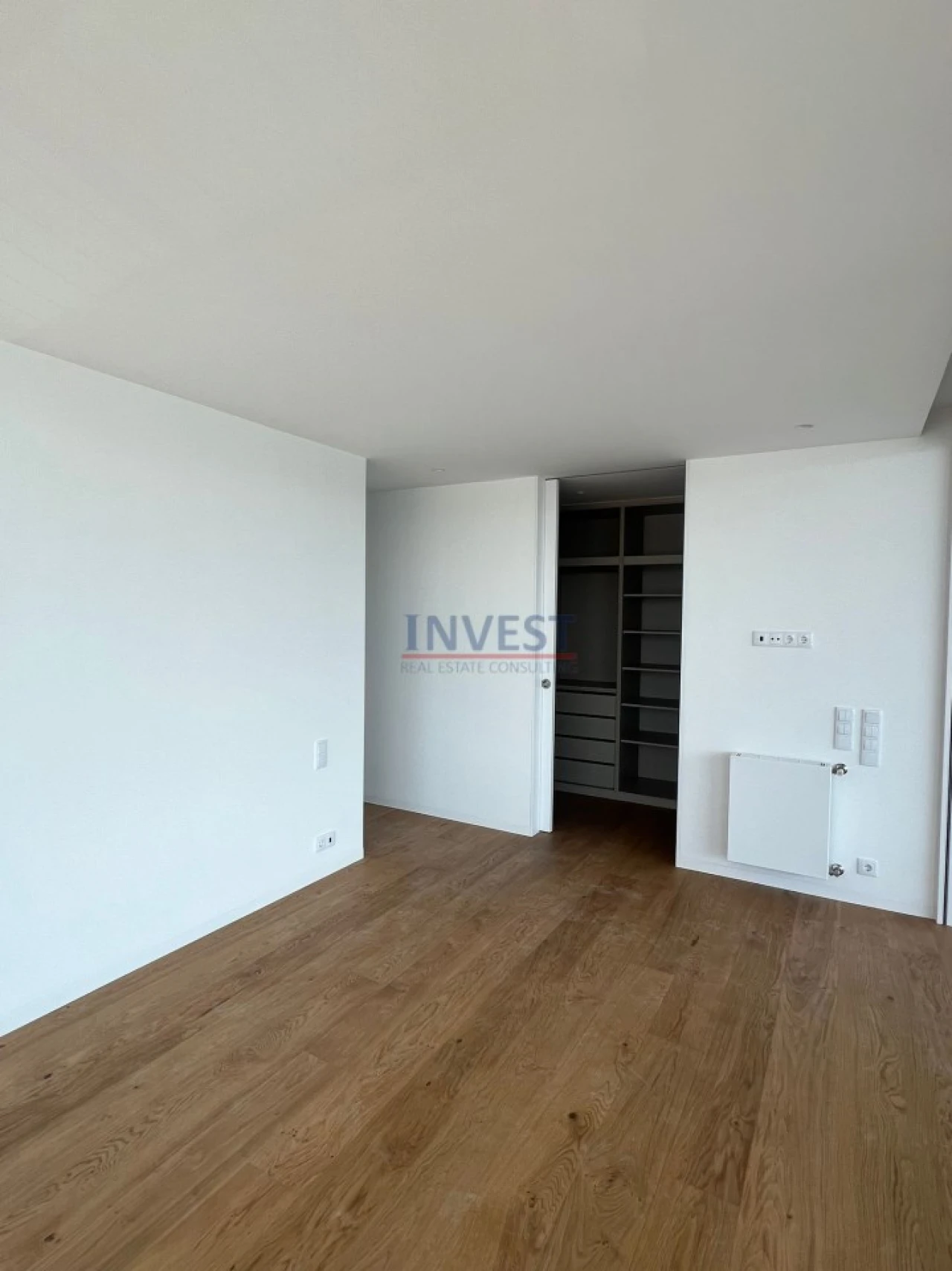 Apartamento T4 para Venda em Lordelo do Ouro e Massarelos Foto 13