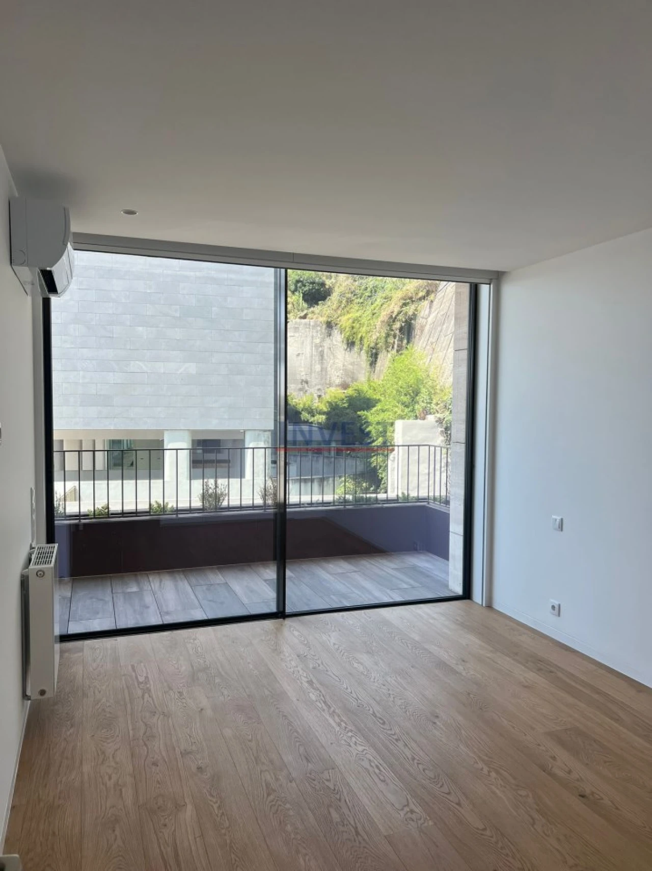 Apartamento T4 para Venda em Lordelo do Ouro e Massarelos Foto 19