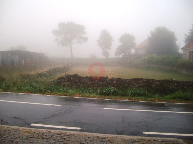 Terreno para Venda em Paderne Foto 2